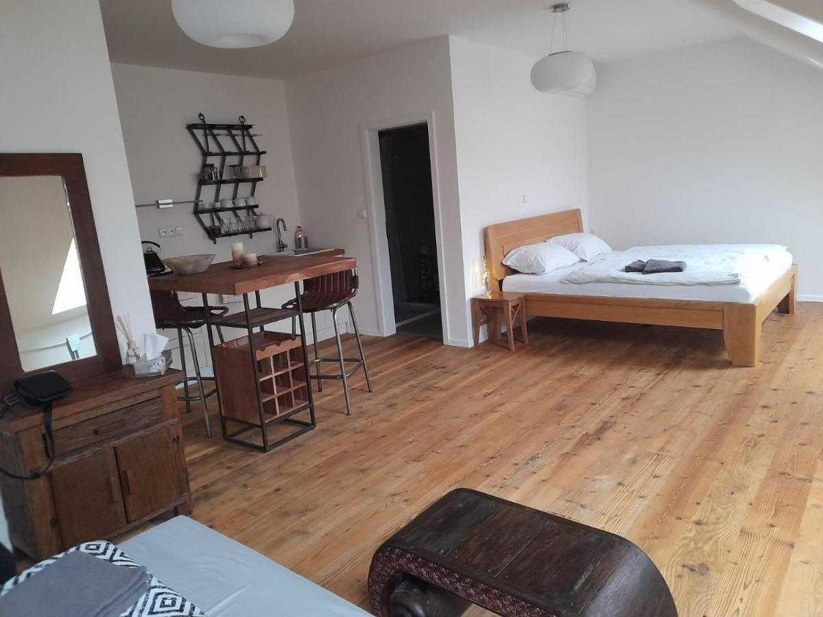 Rv Apartman Mikulov Eksteriør bilde